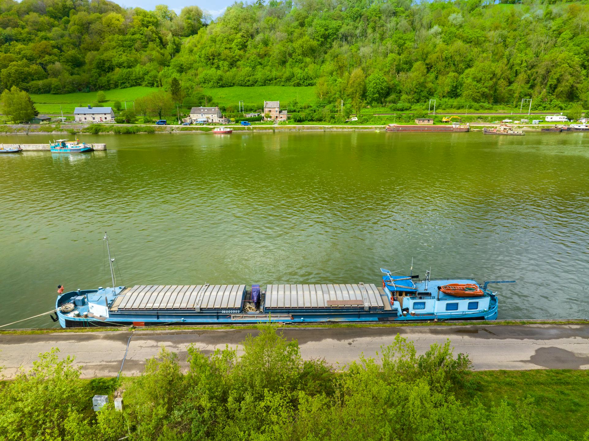 Django — thumbnail 2